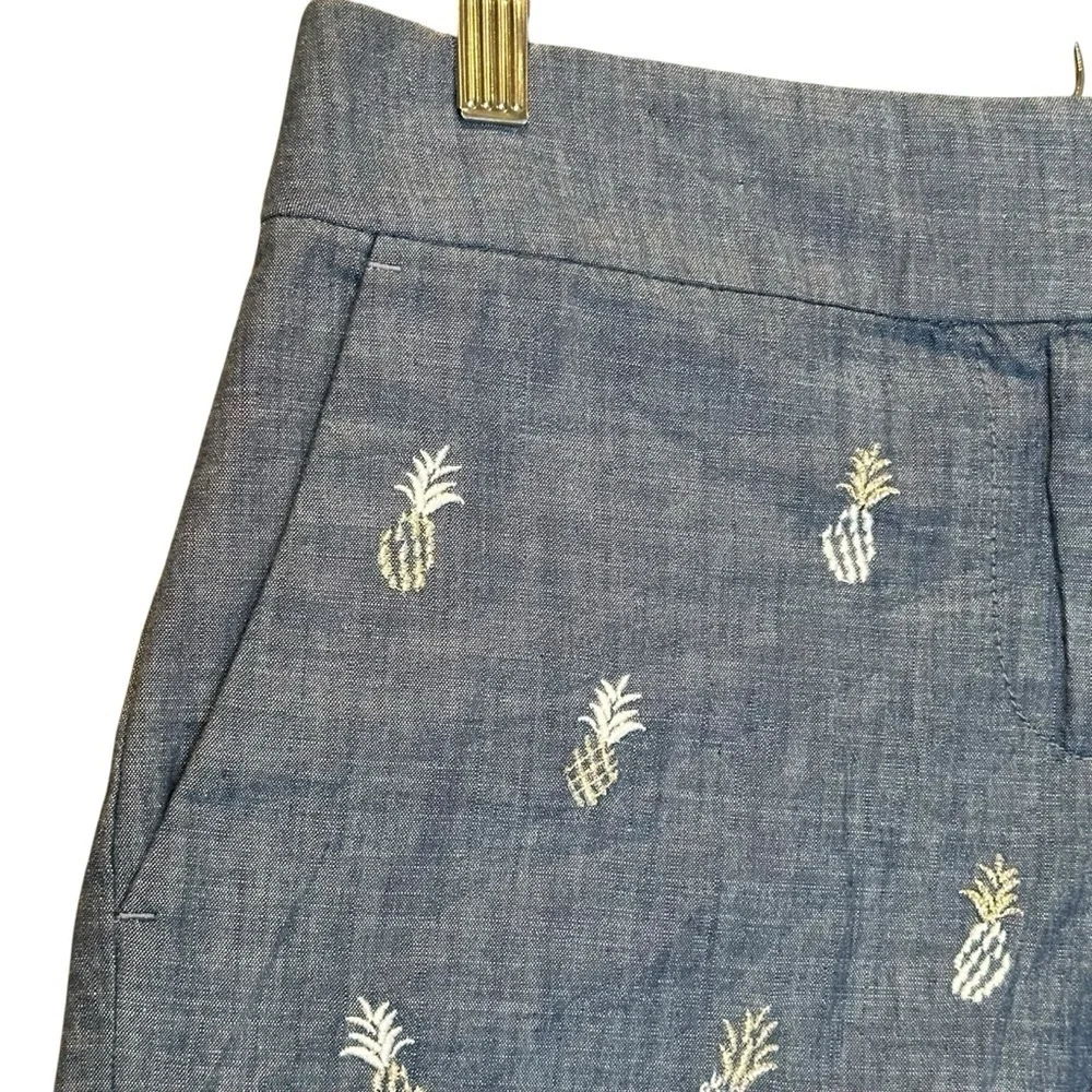 Loft | Blue Chambray Pineapple Embroidered Rivera Shorts Size 0 Preppy NEW - Picture 2 of 7